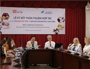 Đại học Duy Tân Kí kết Hợp tác với Đại học Hamlmstad, Thụy Điển