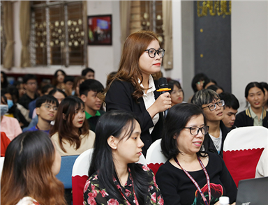 Talk show và Sự kiện ra mắt tập sách “Lửa” của họa sĩ Dư Dư