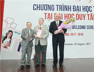 Khai giảng Chương trình Đại học Troy tại Đại học Duy Tân