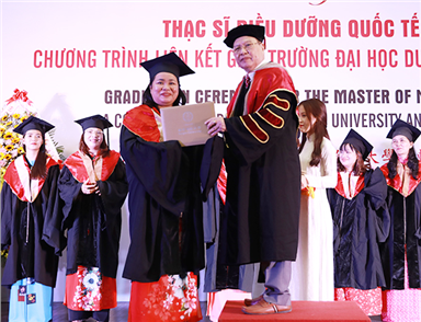 Khóa Thạc sĩ Điều dưỡng Quốc tế đầu tiên do Đại học Duy Tân liên kết đào tạo với Đại học FooYin tốt nghiệp