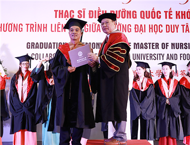 Khóa Thạc sĩ Điều dưỡng Quốc tế đầu tiên do Đại học Duy Tân liên kết đào tạo với Đại học FooYin tốt nghiệp