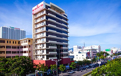 Duy Tan University logo