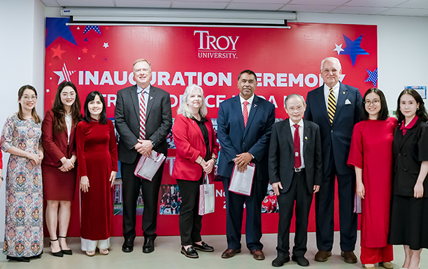 Khánh thành Văn phòng Đại diện của Đại học Troy tại Đại học Duy Tân