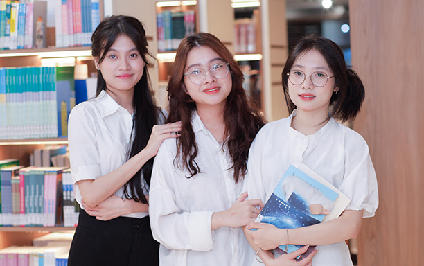 SV Khối ngành Kinh tế-Quản trị DTU học chương trình “nhập khẩu”, vô địch các cuộc thi lớn