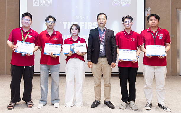 Sinh viên Điều hành Doanh nghiệp trong môi trường mô phỏng bền vững tại DTU ERPsim League 2026