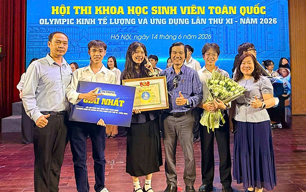 Sinh viên ĐH Duy Tân giành giải nhất Olympic Kinh tế Lượng và Ứng dụng