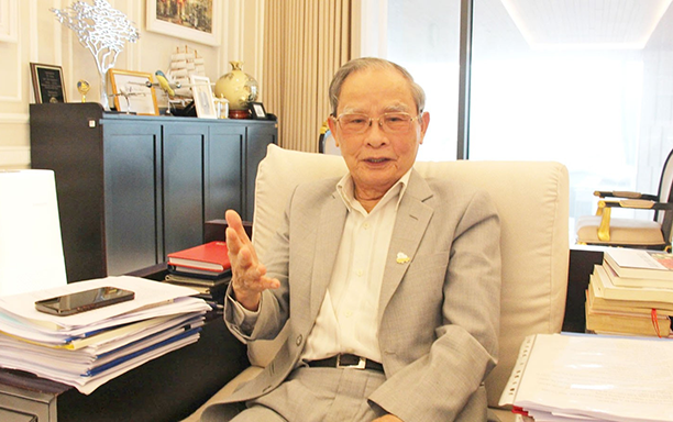 Nhà giáo ưu tú, Anh hùng Lao động Lê Công Cơ: "Người trẻ cần xem AI là cơ hội để làm chủ công nghệ"