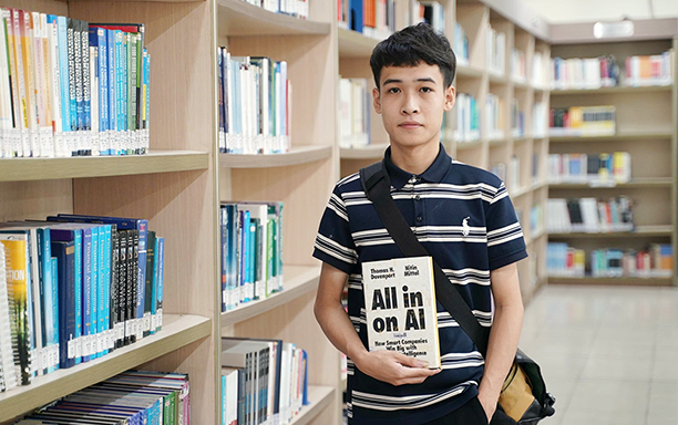DTU Awards Full Scholarship to Incoming Student Who Lost Both Parents Before Starting University